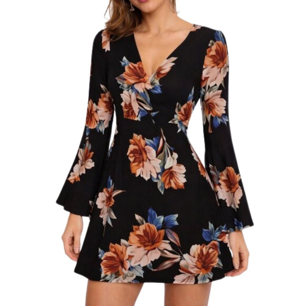 FOREVER 21 Floral Mini Dress